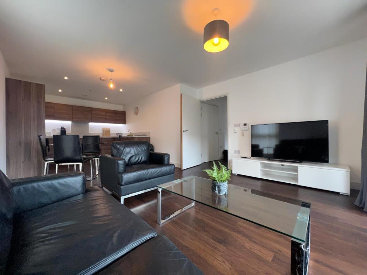 Modern 2Br 2Ba Apt Wparking Sleeps 6 Comfortably ลอนดอน ภายนอก รูปภาพ